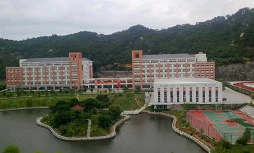 厦门医高专